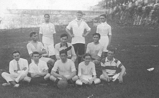 Primeiro jogo em Fortaleza ocorreu em 24 de dezembro de 1904, na praÃ§a do Passeio PÃºblico