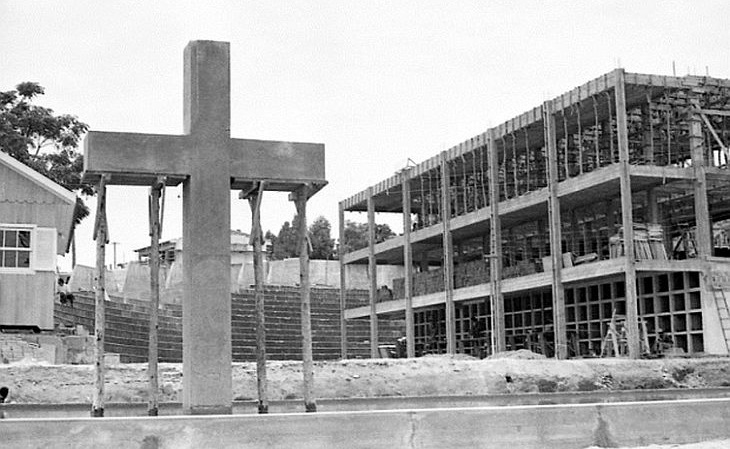 A Colina Melancólica foi palco de futebol de 1941 a 1970, até virar cemitério (Foto: Clic RBS)