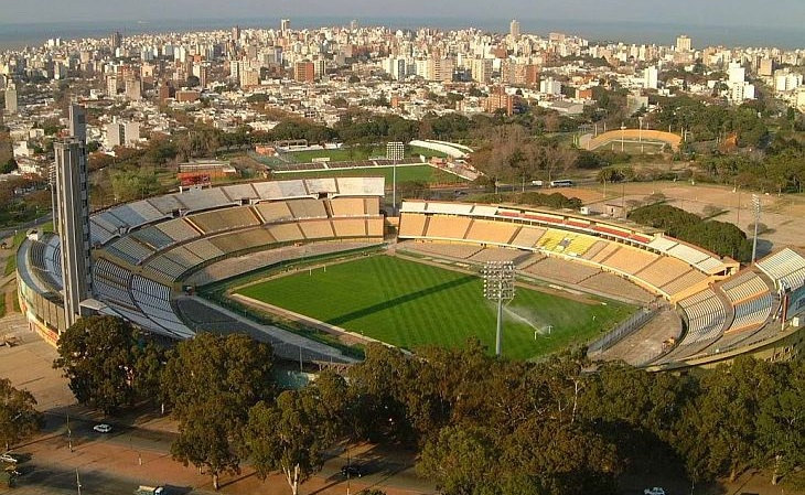 Racing Club de Montevideo - Centenário - Montevidéu