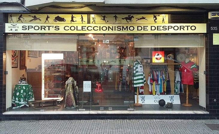 A loja de memorabilia de futebol foi aberta pelo colecionador português Pedro Araújo (Foto: Acervo pessoal)