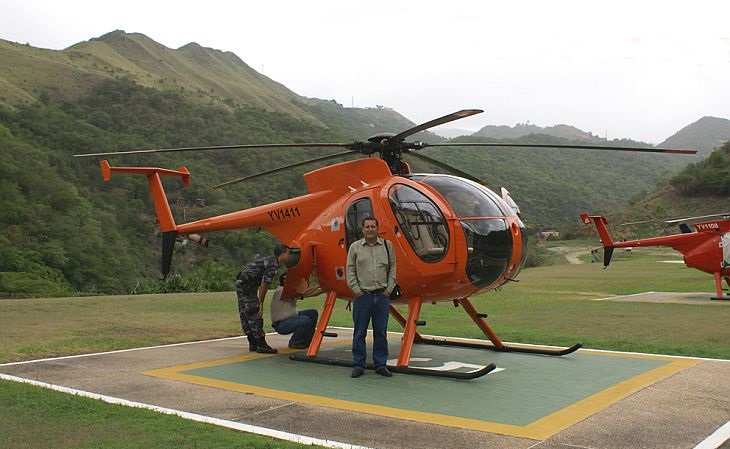 Gustavo alugava helicópteros e aviões para fazer fotos aéreas (Foto: Acervo pessoal)