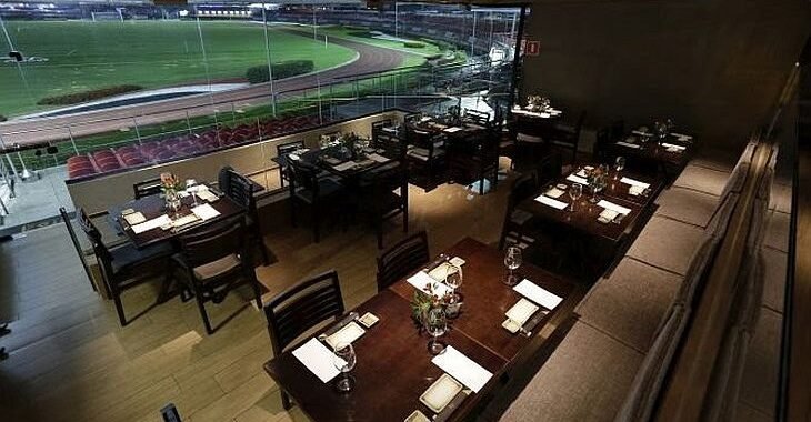 Estádio do MorumBis tem restaurante com vista para o gramado