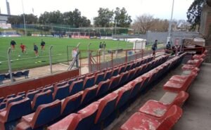 O estádio Parque Palermo pertence ao Central Español (Foto: Arison Paulo de Oliveira)