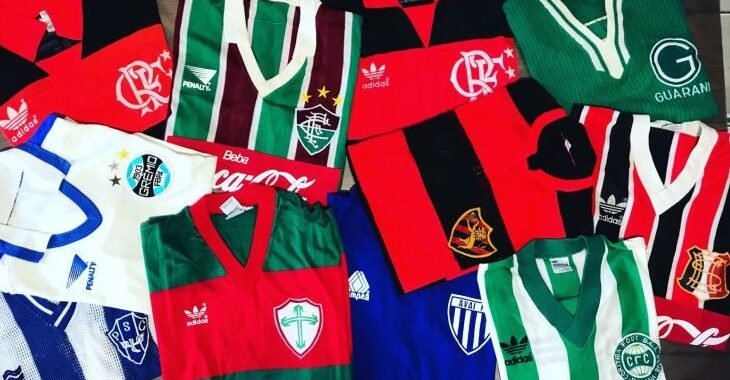 Este cara tem uma coleção ABSURDA de camisas de futebol dos anos 80